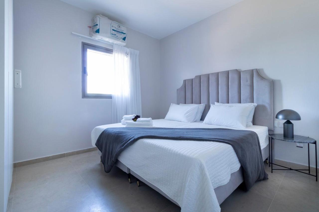 The Haneviim Suites - Isrentals Jeruzalem Buitenkant foto