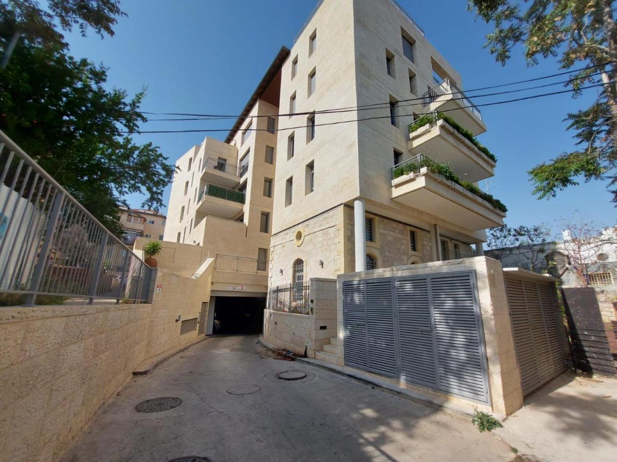 The Haneviim Suites - Isrentals Jeruzalem Buitenkant foto