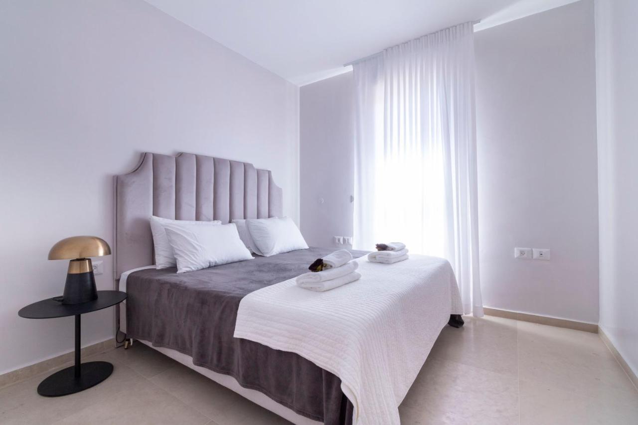The Haneviim Suites - Isrentals Jeruzalem Buitenkant foto