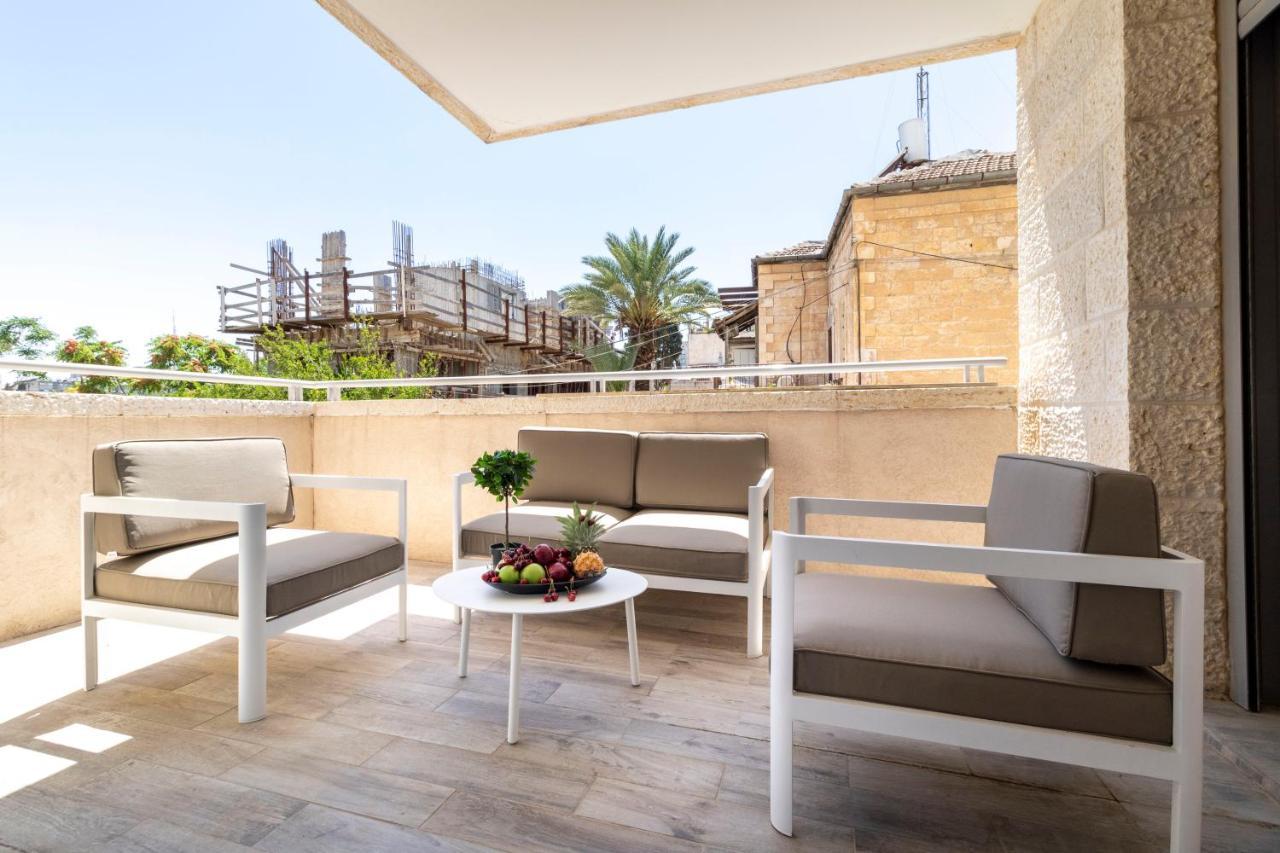 The Haneviim Suites - Isrentals Jeruzalem Buitenkant foto